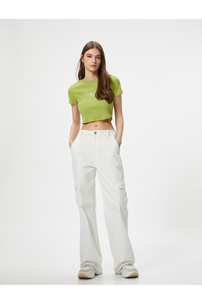 Koton Tricou crop cu mâneci scurte din bumbac cu decolteu și broderie