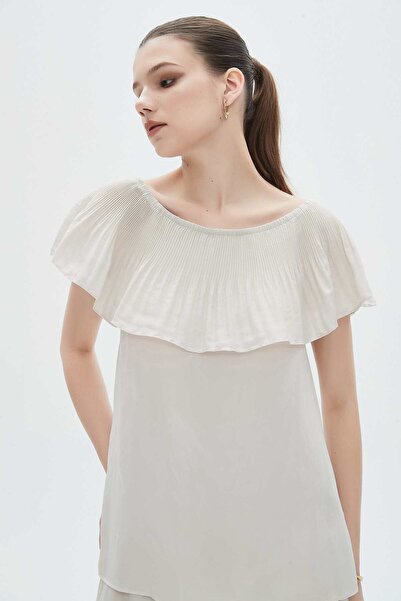 mica Women's Solid Boat Neck Blouse with Ruffle Details