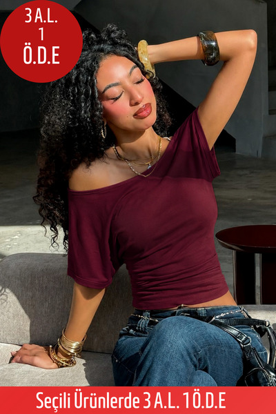 COMBİNE MİCHAİL Women's Off-Shoulder Burgundy Crop T-Shirt