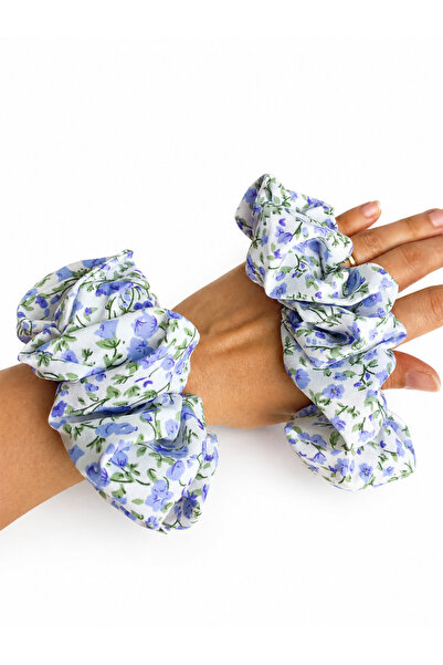 JUST WOMAN Women's Floral Pattern Scrunchie 2-Pack Hair Clip