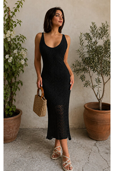 legends butik Γυναικείο πλεκτό φόρεμα μάξι με λαιμόκοψη V και διάτρητο σχέδιο...