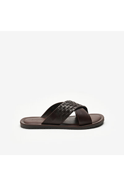 The Sandals Factory شباشب رجالية M7525 بني (مارون)
