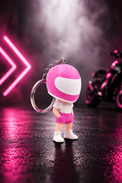 KIZILAKSAM Pembe Kasklı Kadın Motorcu Figürlü Anahtarlık – Motosiklet Tutkunl...