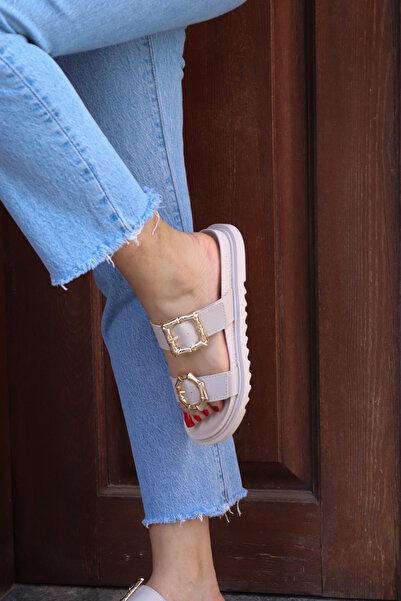 azza shoes شبشب نسائي مسطح من BAMBU بمشبك ذهبي، أنيق ومريح