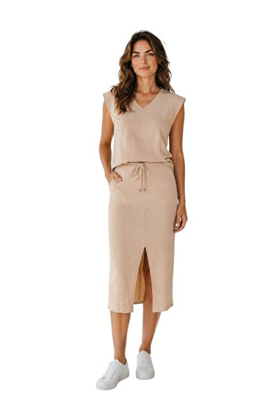 MODA Women's Double Suit- Aerobin Fabric Front Slit Piece Skirt-Low Sleeve Pi...