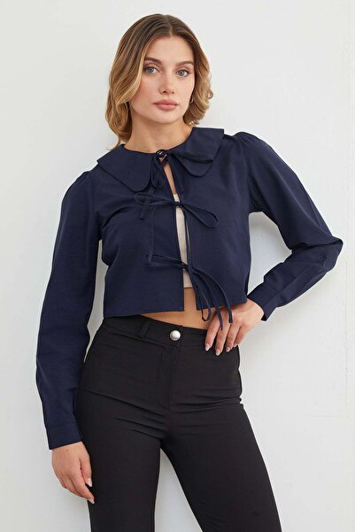 Fulla Moda Bebe Yaka Önden Bağlamalı Crop Bluz