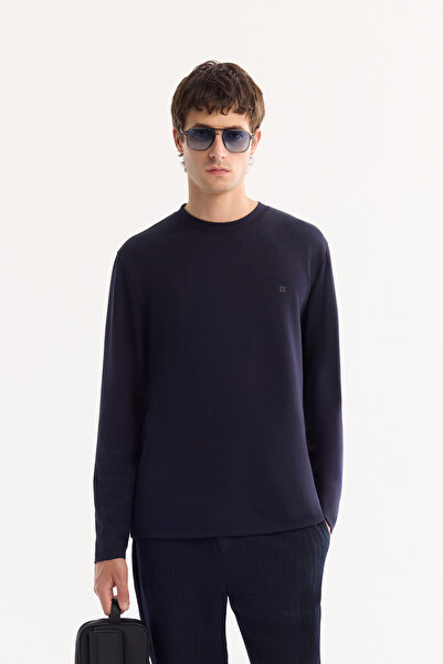 Avva Men's Navy Blue Crew Neck Viscose Blend Bi-Stretch Basic Regular Fit Swe...