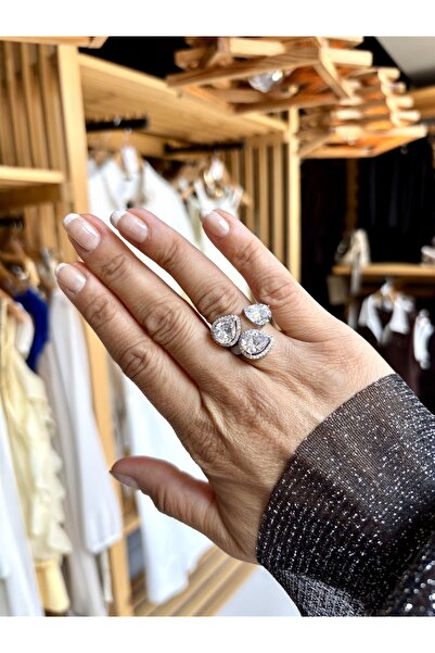 Gözde Tasarım Butik خاتم نسائي من الفضة الاسترلينية عيار 3 دروب ستون مصنوع من...