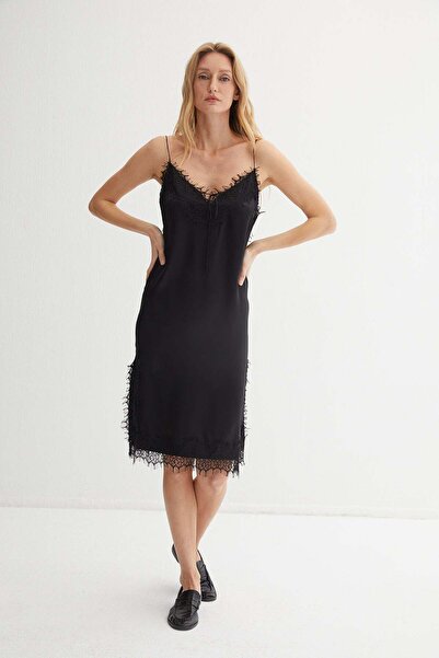 Silk and Cashmere Siyah Paris Saf İpek Dantel Detaylı Elbise