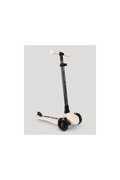 Empressco Çocuklar İçin Renkli Scooter, Eğlence Dolu Sürüş Deneyimi