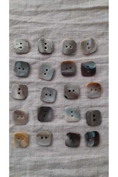 ILERI EUROPE Natural Square Genuine Pearl Mussel Shell Button 18 mm 20Pcs