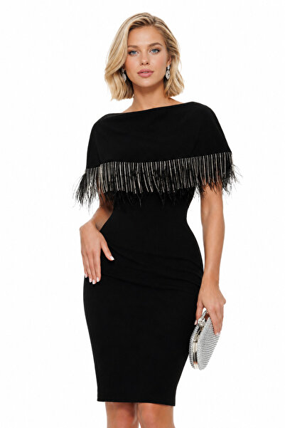 Fofy Rochie elegantă neagra cu volan accesorizat cu stasuri si pene