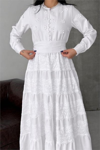Neşeli Butik Women's White Buttoned Atlas Fabric Lace Detailed Design Dress Nbms2626