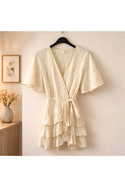 Belair Kadın Siyah- Ekru Gold Desenli Kuşaklı V Yaka Kimono Elbiseın
