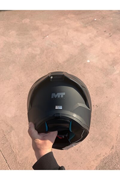 MT Stınger 2 mat siyah kapalı kask