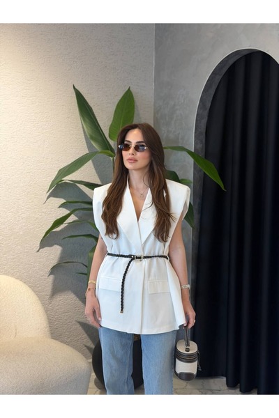 By Merve Darende Vatkalı Kemerli Keten Yelek