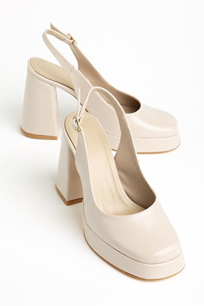 Moda Eleysa Berry Women's Beige Patent Leather Platform Closed Toe Thick Heel...