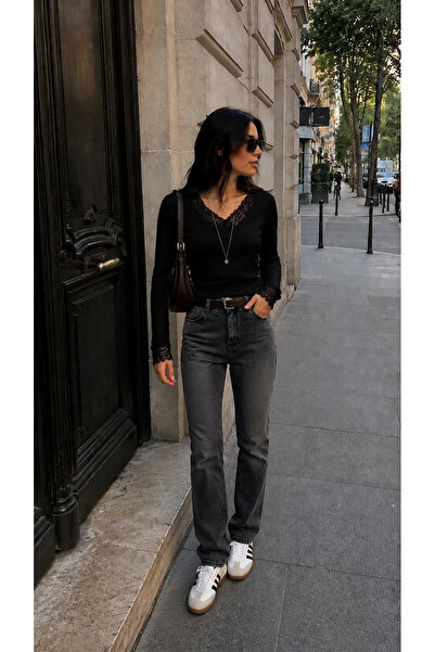 Get Crazy Women's V-Neck Ruched Long Sleeve Blouse