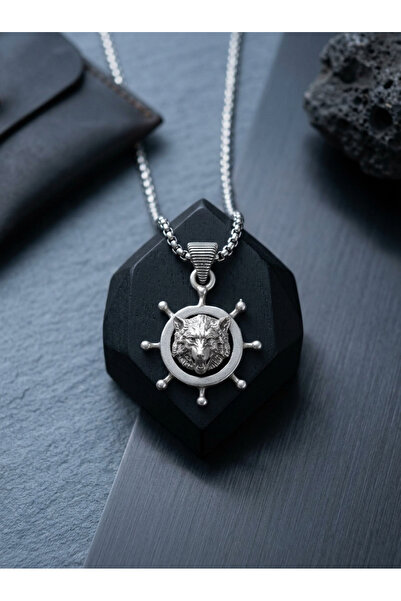 Velcari Retro Sailor Themed Wolf Figured Stainless Steel Chain Men's Necklace