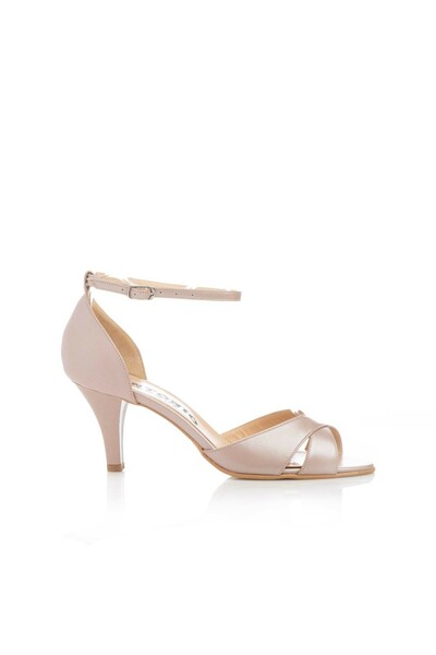 UrbanShoes Elegant women's Sandals with a heel made of Genuine Leather - 2833...