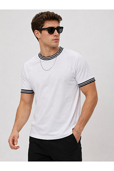 Cool mans Tricou alb din bumbac pieptănat, cu detaliu cu nervuri și decolteu ...
