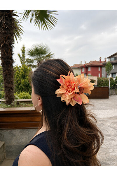 Adatepe Atelier Sunset Orange Flower Buckle