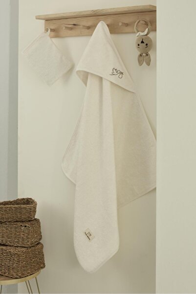 Semecca Bamboo Baby Embroidered Towel Swaddle 75X75 and Washcloth