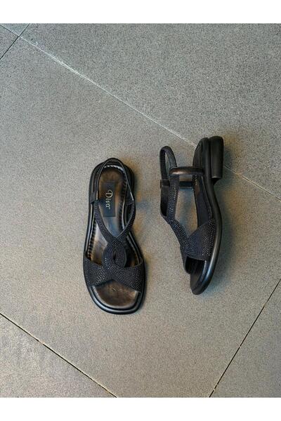 DİVA Siyah Deri Taşlı Düz Taban Kadın Sandalet