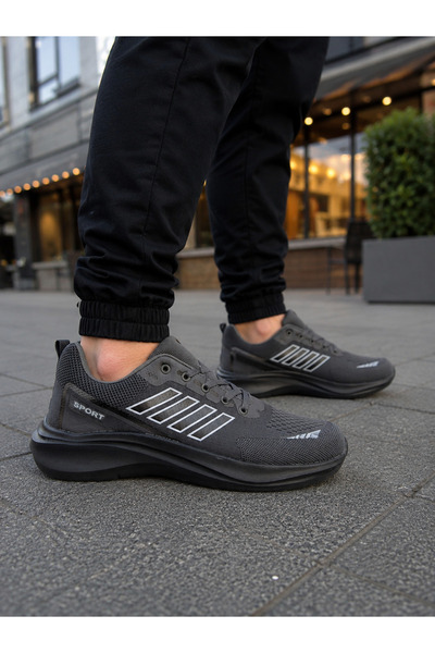 jeneric Men's sports shoes
