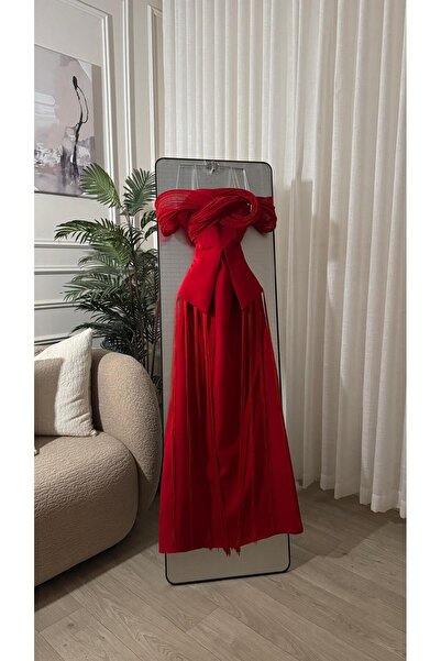 CACHE MONNEY Red Evening Dress Decorated with Sequins