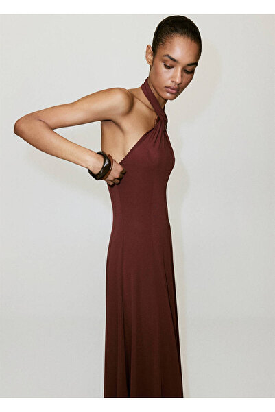MANGO Woman Aplike detaylı halter yaka elbise