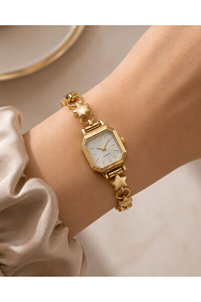 The Watch ساعة يد نسائية من سيليستيا جولد – ساعة نسائية ذهبية عتيقة بتفاصيل ن...