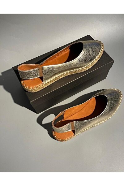 Butik HAKİKİ DERİ SİVRİ BURUN ALTIN ESPADRİL KADIN SANDALET