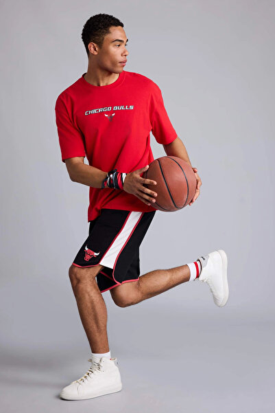 DeFacto A3822Axbk81 Black Nba Chicago Bulls Standard Fit Short Leg Shorts