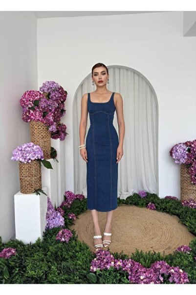 Caddebostan Moda فستان دينيم ميدي بقصة مربعة وحزام على شكل كورسيه