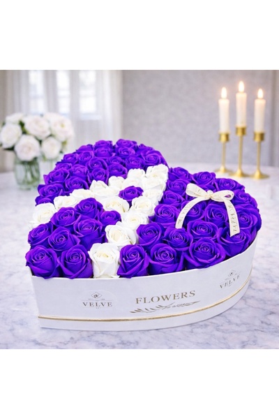 velve Aranjament floral personalizat cu litera,in cutie inima,cu 49 trandafir...
