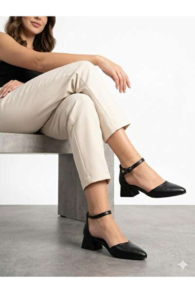 Lütfi Women's Black Thick Heeled Pointed Toe Single Strap Heeled Shoes