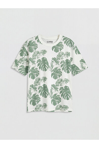 LC Waikiki Patterned Boy's T-Shirt and Shorts