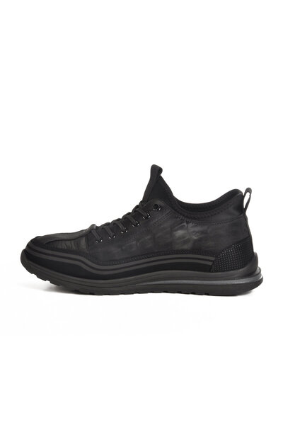 Guja Black Women's Sneaker 25K582 m