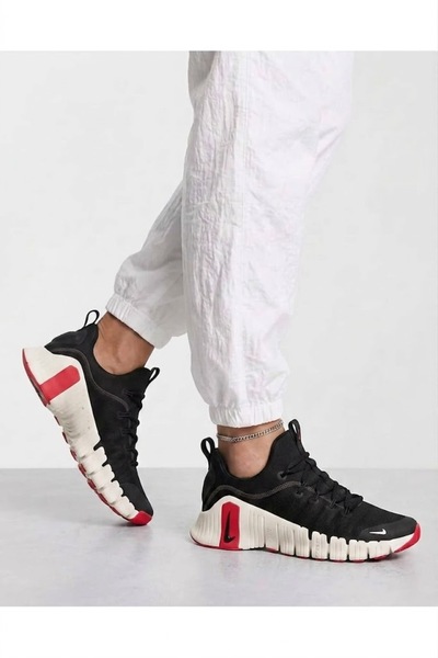 Nike Pantofi de alergare și antrenament pentru bărbați Free Metcon 6 negri FJ...