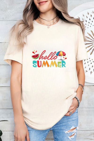 Sarah's Boutique Women's T-shirt – 100% cotton – Melon Umbrella