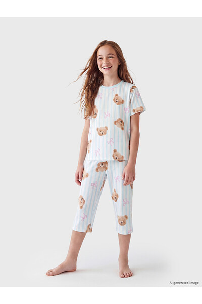 LC Waikiki Esvab • Modern & Distinctive Bear Printed Girls' Capri Pajama Set