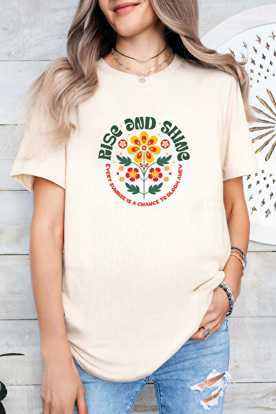 Sarah's Boutique Women's T-shirt – 100% cotton – Rise Sunrise