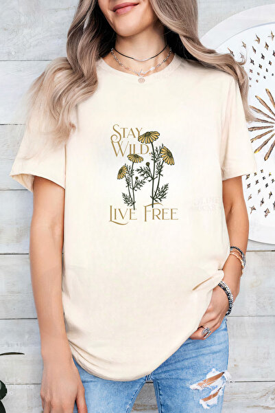 Sarah's Boutique Women's T-shirt – 100% cotton – Live Free