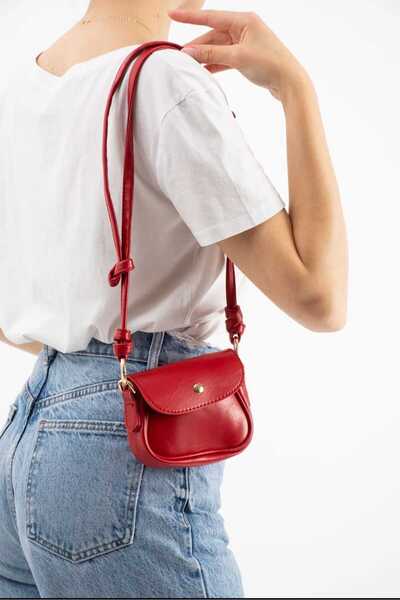 ÖZÜM ÇANTA Women's Mini Size Hand and Shoulder Crossbody Bag Red