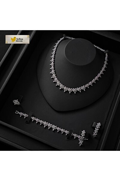 jewelrystore طقم اكسسوارات بدقه الالماس مع العلبه