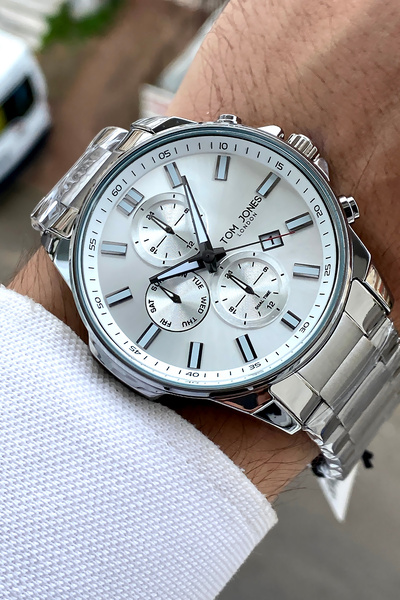 Tom Jones London Original 2 Year Warranty Men's Wristwatch Steel Band 3 Atm W...