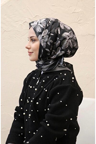 YILDIZ SCARFS Lily Pattern Indian Cotton Scarf - Black