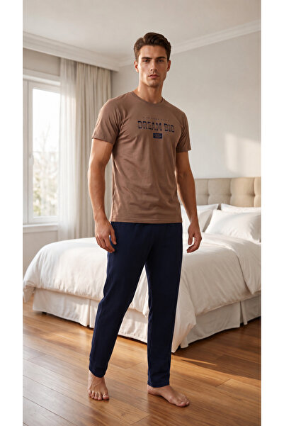 Sude HOMEWEAR Set de pijamale maro pentru bărbați, cu mânecă scurtă și text i...