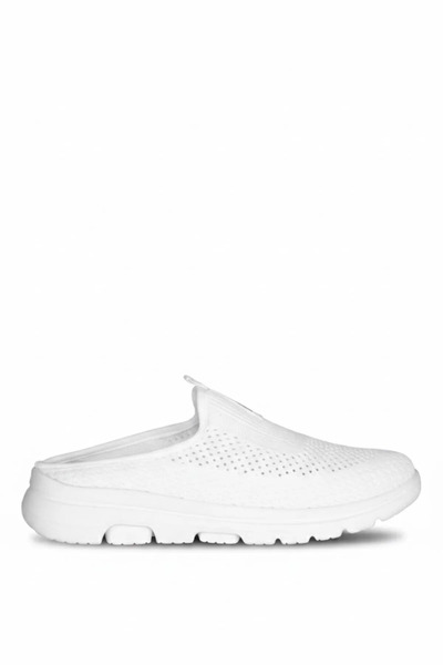 noka Nina women's sports slippers